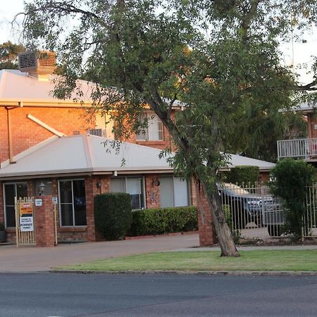 Red Cliffs Colonial Motor Lodge, Mildura Region Exterior photo