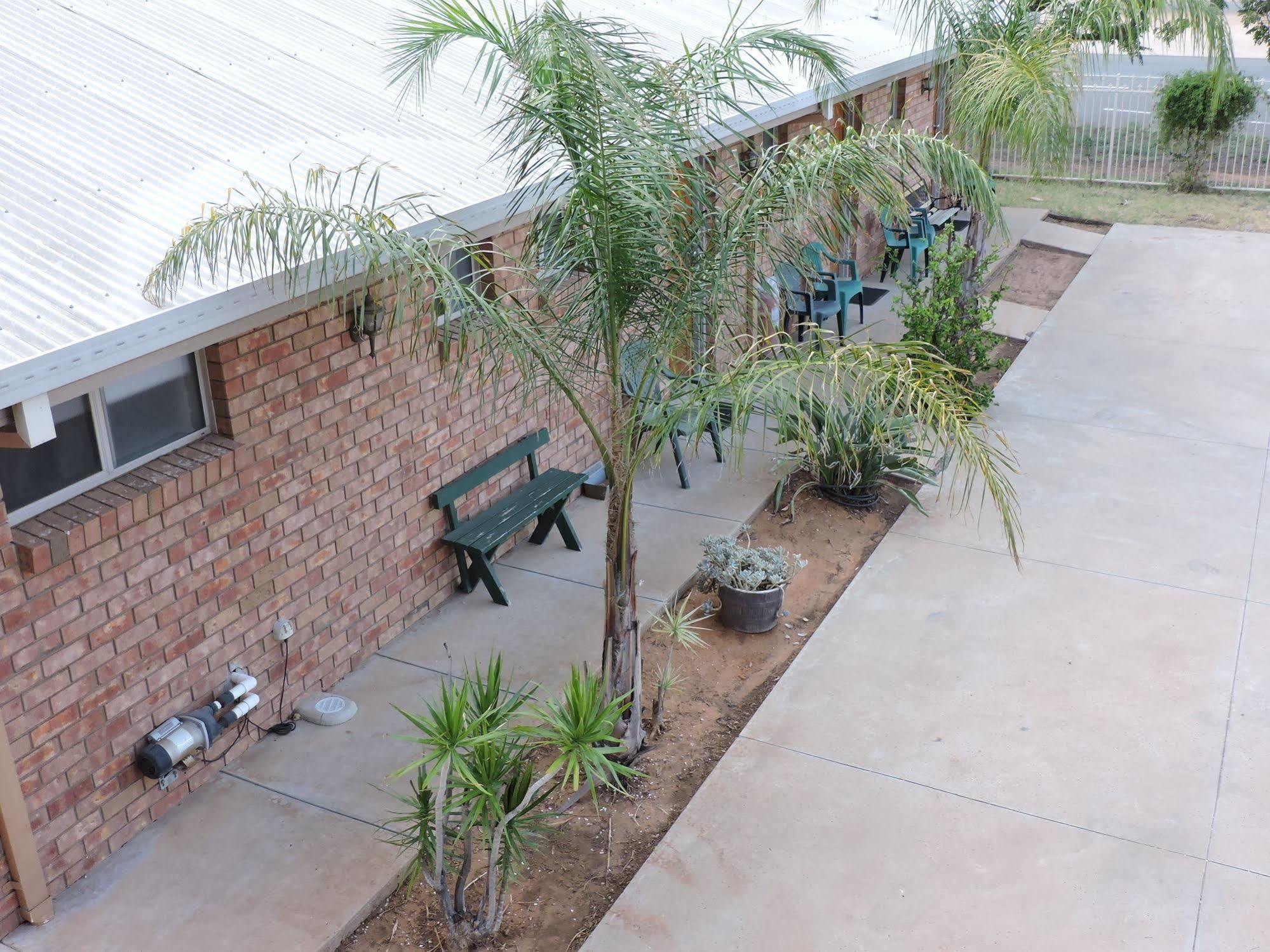 Red Cliffs Colonial Motor Lodge, Mildura Region Exterior photo